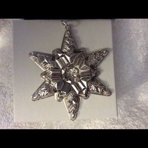 Vintage 1970 Gorham sterling silver snowflake